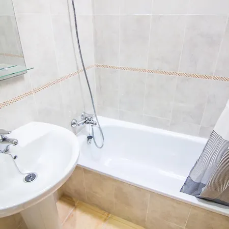 Anju Villas, Tamara * Corralejo