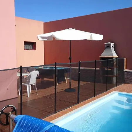 Anju Villas, Tamara * Κοραλέχο
